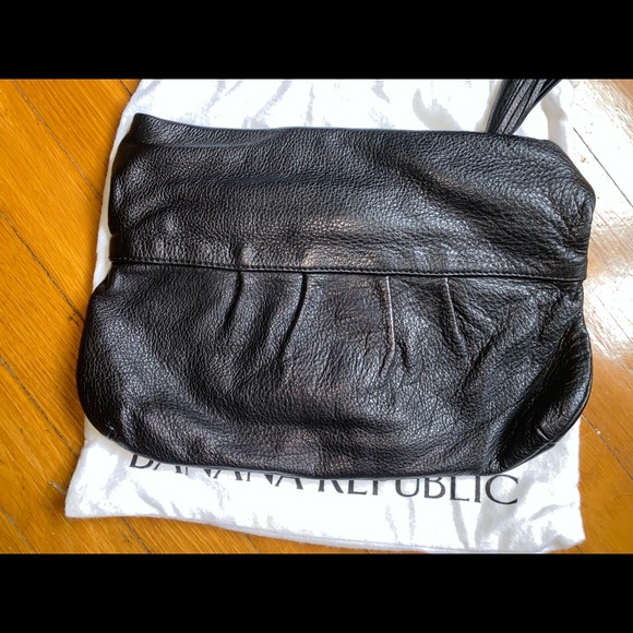 Banana Republic clutch - Picture 3 of 7